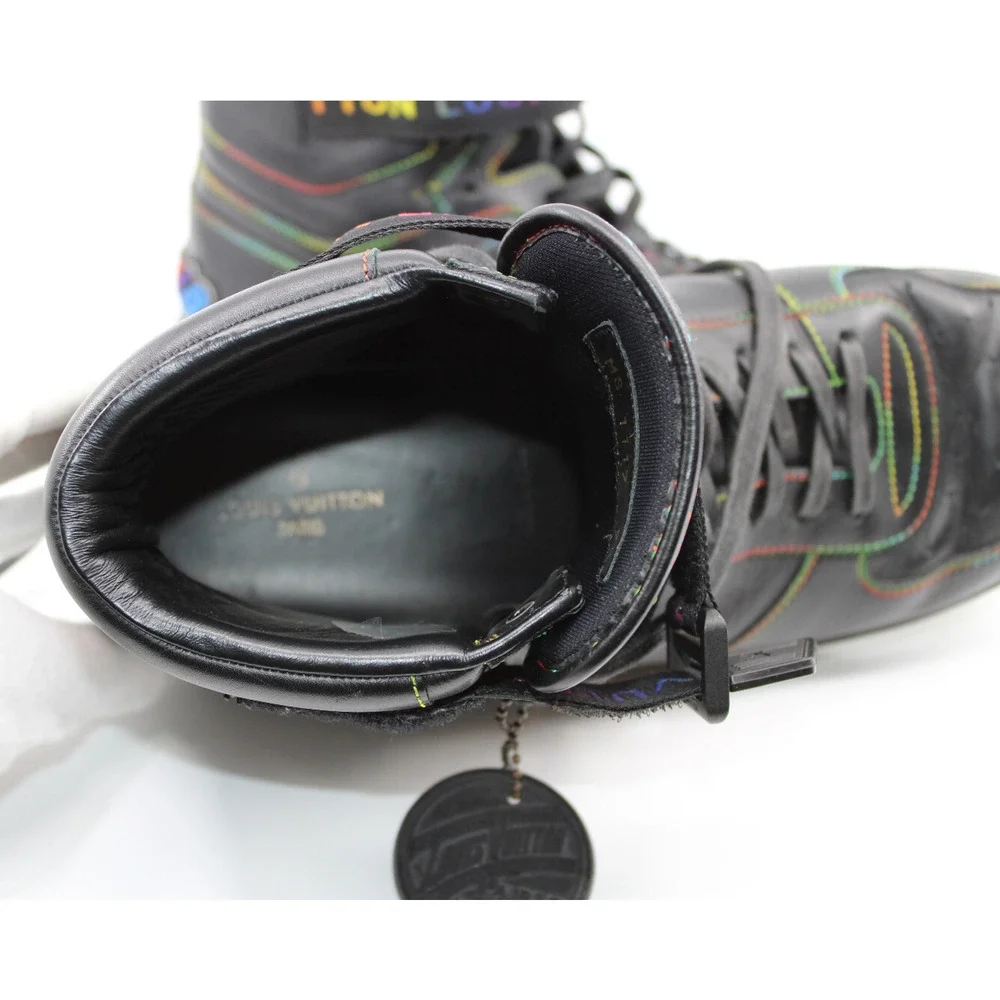 B50 Auth LOUIS VUITTON Rivoli Black Rainbow Calfskin Sneakers Sz LV 9.5 US 10.5